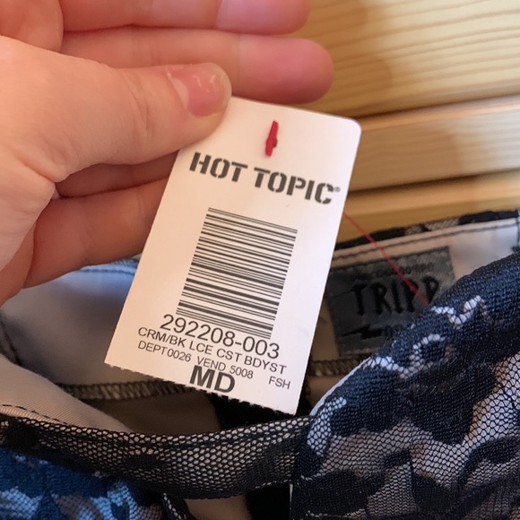 NWT Tripp NYC Cream Black Lace Corset Bodysuit Size Medium - Picture 5 of 11